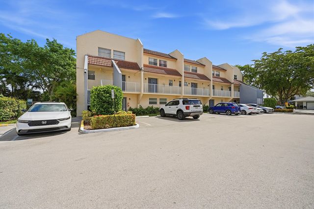 3760 NW 115TH Avenue 7-4, Coral Springs, FL 33065