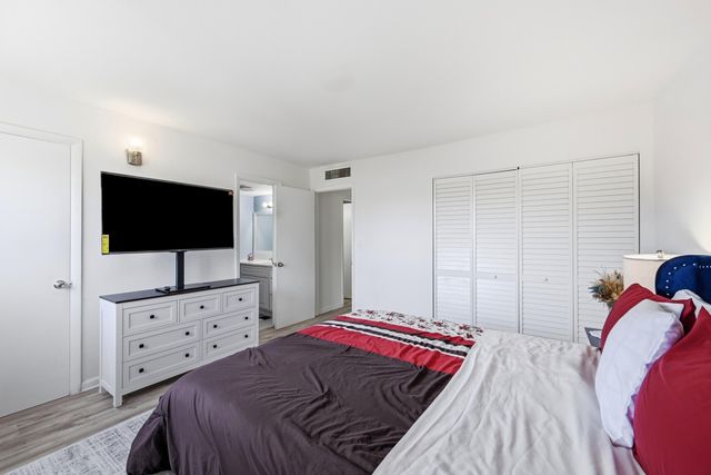 3760 NW 115TH Avenue 7-4, Coral Springs, FL 33065