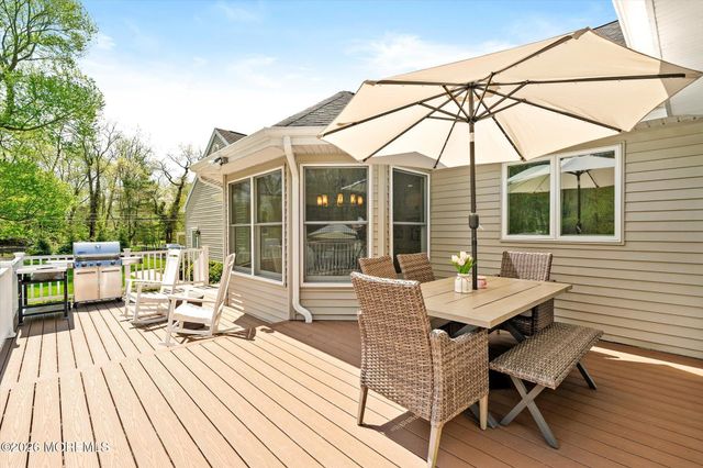 83 Oak Glen Road, Howell, NJ 07731