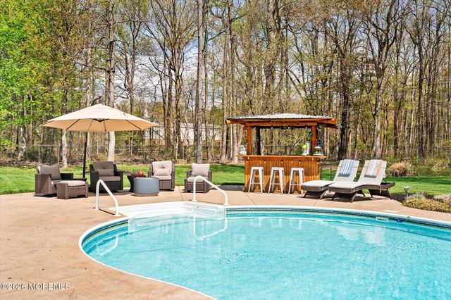 83 Oak Glen Road, Howell, NJ 07731