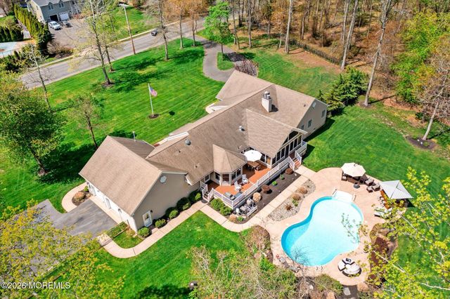 83 Oak Glen Road, Howell, NJ 07731