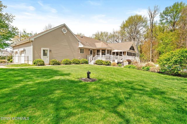 83 Oak Glen Road, Howell, NJ 07731