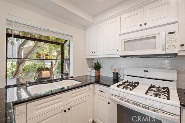 4782 Tiara Dr. 104, Huntington Beach, CA 92649