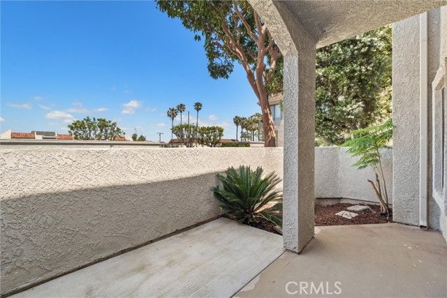 4782 Tiara Dr. 104, Huntington Beach, CA 92649