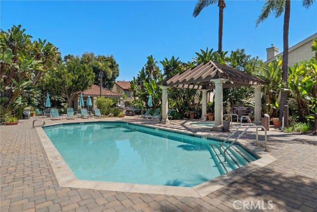 4782 Tiara Dr. 104, Huntington Beach, CA 92649