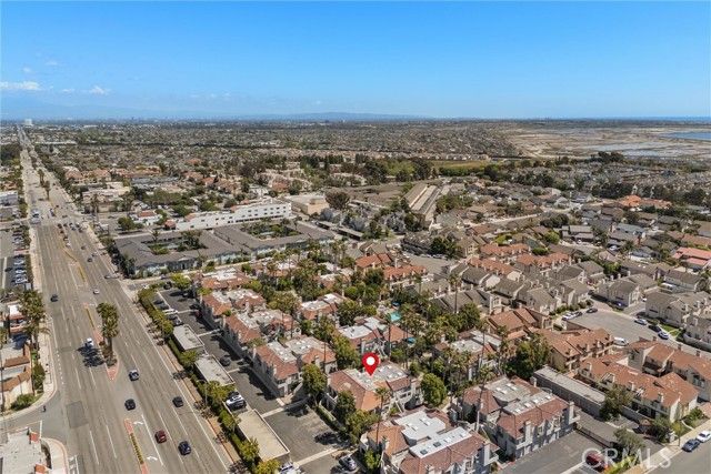 4782 Tiara Dr. 104, Huntington Beach, CA 92649