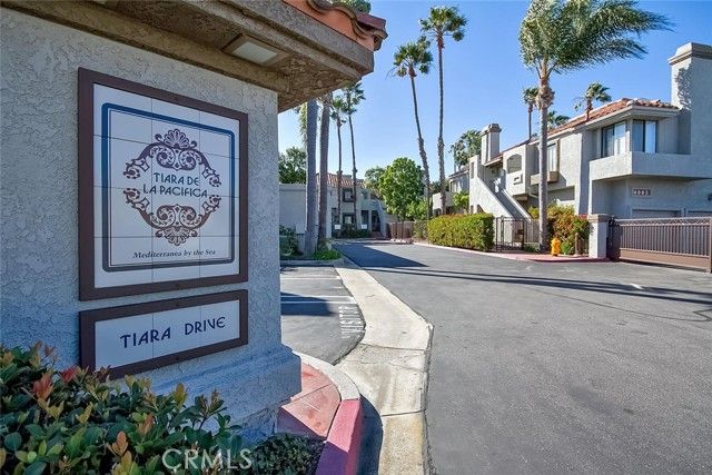 4782 Tiara Dr. 104, Huntington Beach, CA 92649