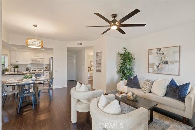 4782 Tiara Dr. 104, Huntington Beach, CA 92649