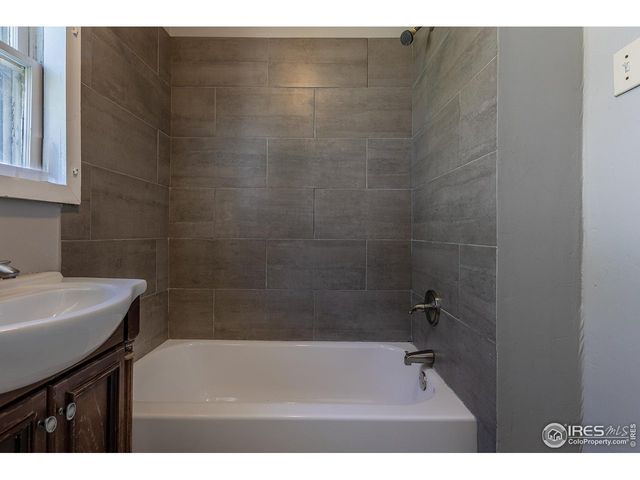 29 Marshall Pl, Longmont, CO 80504