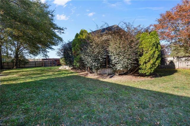 422 Berndale DR, Chesapeake, VA 23322