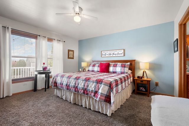 300 W 126th Place, Crown Point, IN 46307