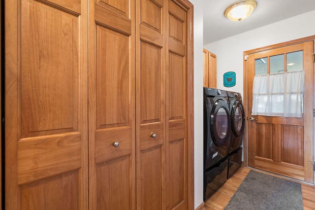 300 W 126th Place, Crown Point, IN 46307