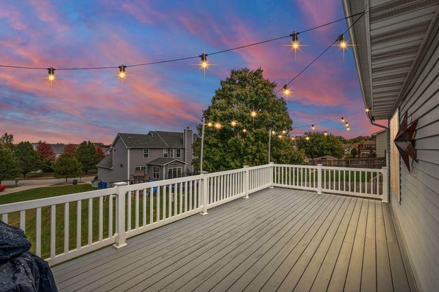 300 W 126th Place, Crown Point, IN 46307