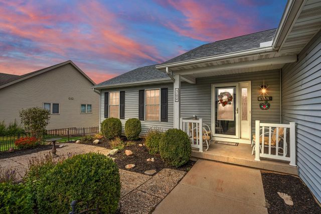 300 W 126th Place, Crown Point, IN 46307