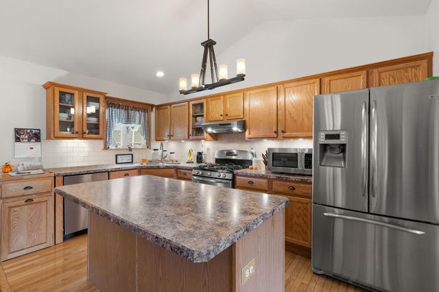 300 W 126th Place, Crown Point, IN 46307