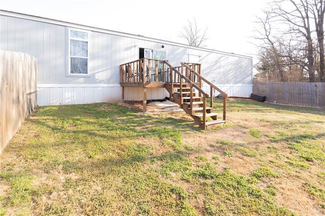 108 Blue Cedar Circle, Shawnee, OK 74804