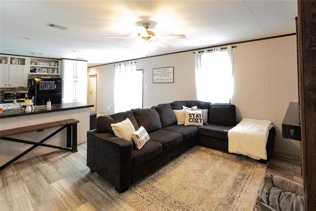 108 Blue Cedar Circle, Shawnee, OK 74804