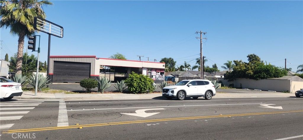 424 N East, Anaheim, CA 92805