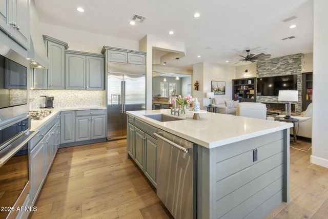 22926 N DE LA GUERRA Court, Sun City West, AZ 85375