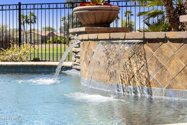 22926 N DE LA GUERRA Court, Sun City West, AZ 85375