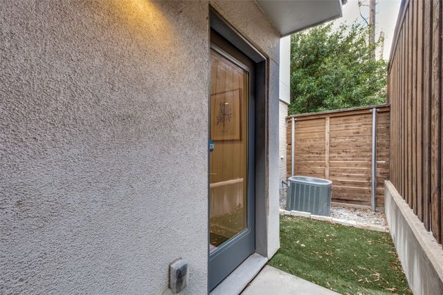 4913 Dartford Drive, Dallas, TX 75204