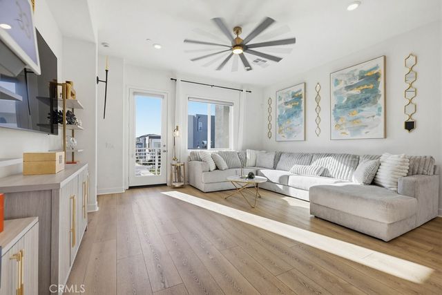 104 Restore, Irvine, CA 92618