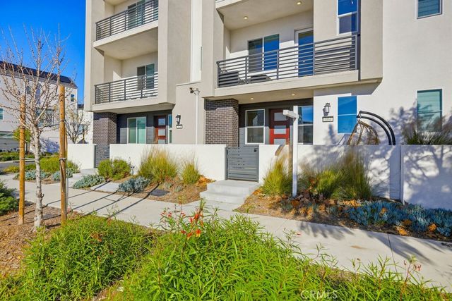 104 Restore, Irvine, CA 92618