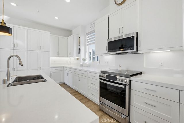 104 Restore, Irvine, CA 92618