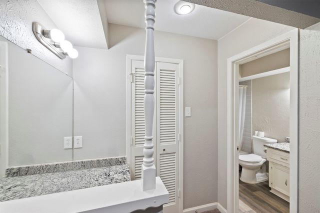 710 Waynelee Drive, Lancaster, TX 75146