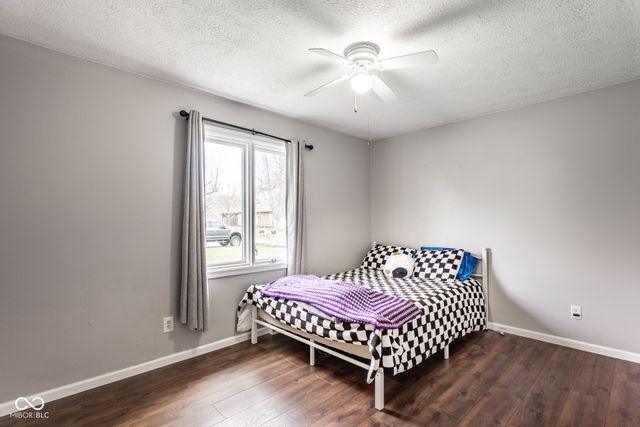 705 Green Meadow Drive, Greenwood, IN 46143