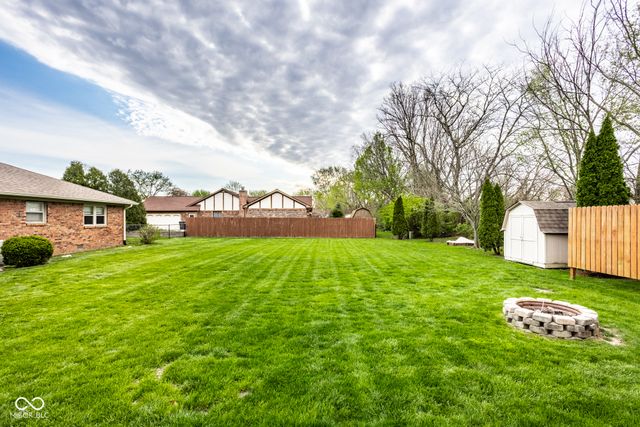 705 Green Meadow Drive, Greenwood, IN 46143