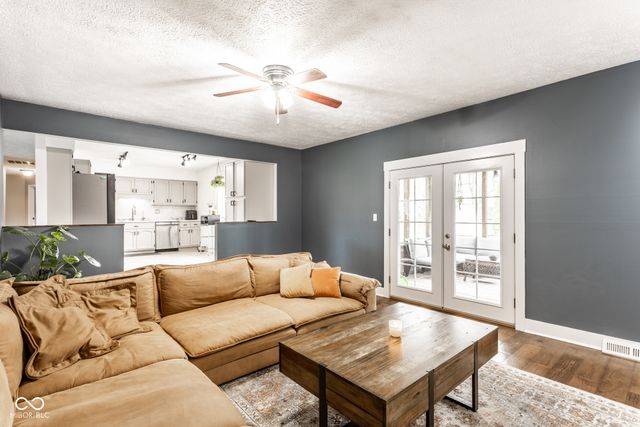 705 Green Meadow Drive, Greenwood, IN 46143