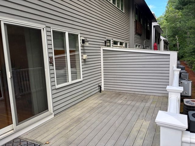 701 Sherwood Forrest Lane 701, Saugus, MA 01906
