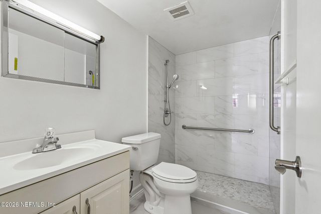 1735 EL CAMINO Road 2, Jacksonville, FL 32216
