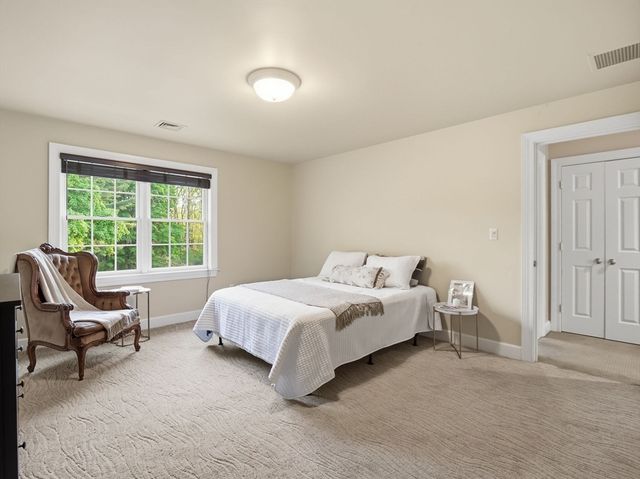 59 William St, Andover, MA 01810