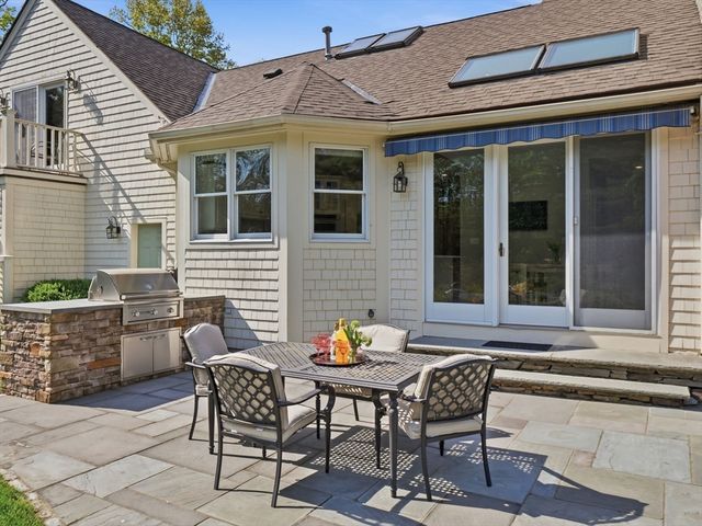 59 William St, Andover, MA 01810