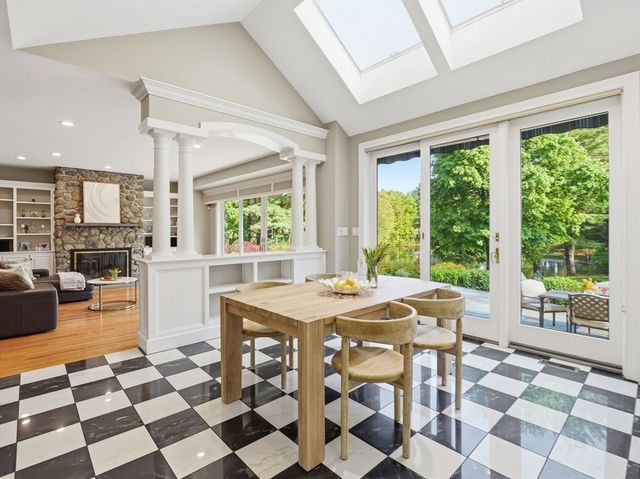 59 William St, Andover, MA 01810