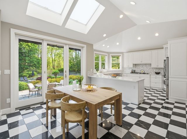 59 William St, Andover, MA 01810