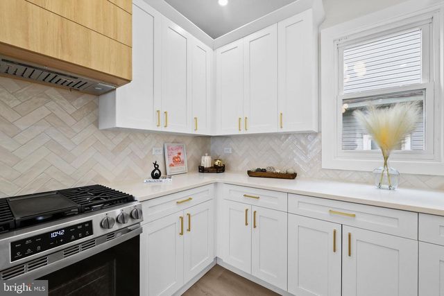 505 NEWTON AVE, Oaklyn, NJ 08107