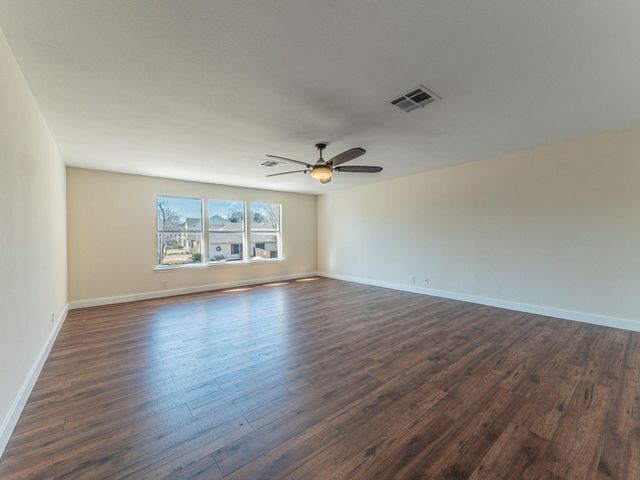 1810 Summer Rain DR, Cedar Park, TX 78613