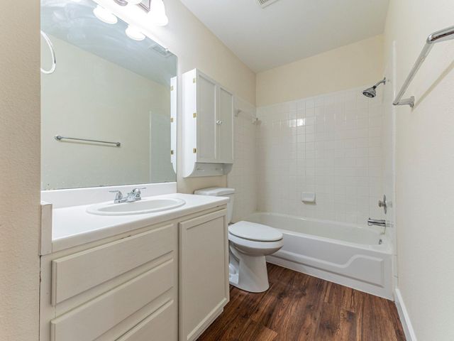 1810 Summer Rain DR, Cedar Park, TX 78613