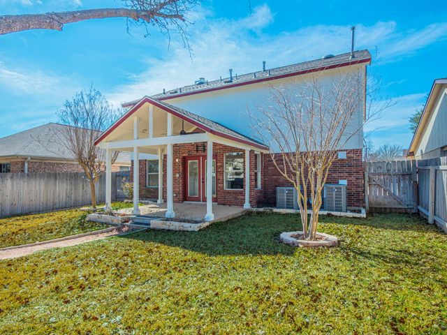 1810 Summer Rain DR, Cedar Park, TX 78613