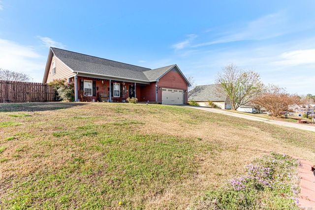 201 Walden Green Drive, Raeford, NC 28376