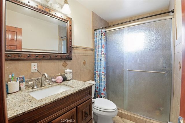 1038 Hollister St, San Fernando, CA 91340
