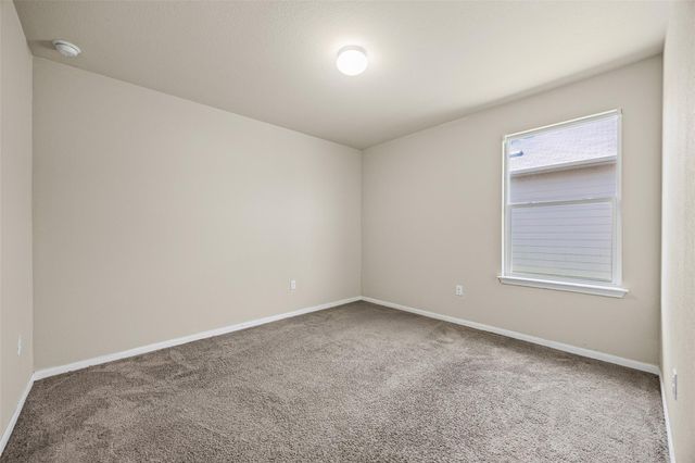 111 Hess DR, Kyle, TX 78640