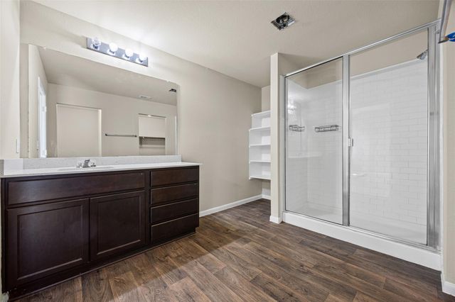 111 Hess DR, Kyle, TX 78640