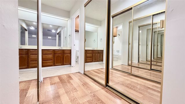 5815 Timbercrest Drive, Arlington, TX 76017