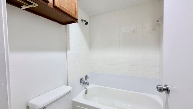 5815 Timbercrest Drive, Arlington, TX 76017