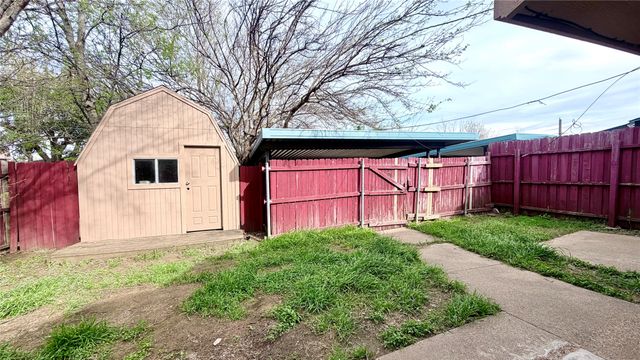 5815 Timbercrest Drive, Arlington, TX 76017