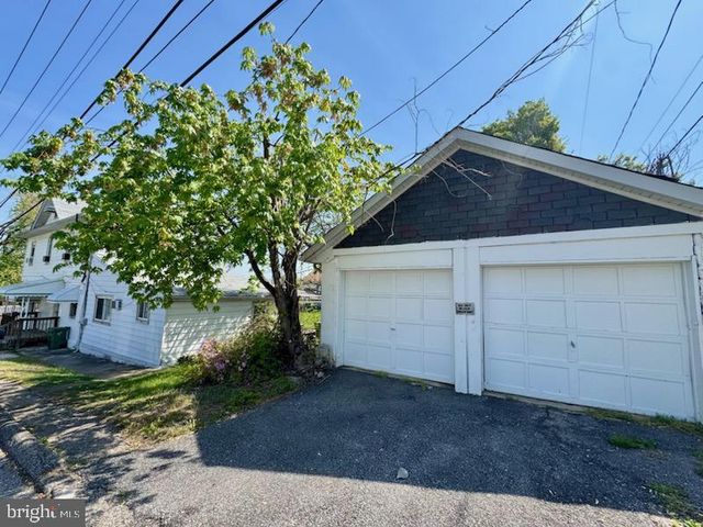17 2ND AVE, Baltimore, MD 21225
